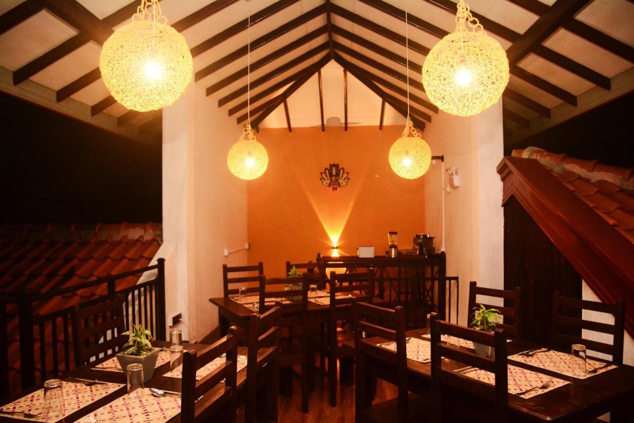 Ayubowan Homestay 카투나야크 외부 사진