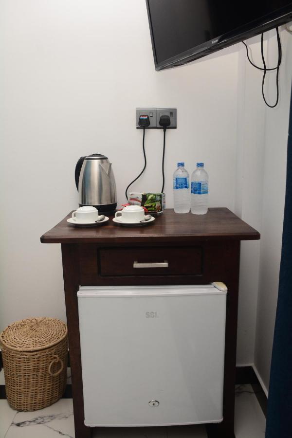 Ayubowan Homestay 카투나야크 외부 사진