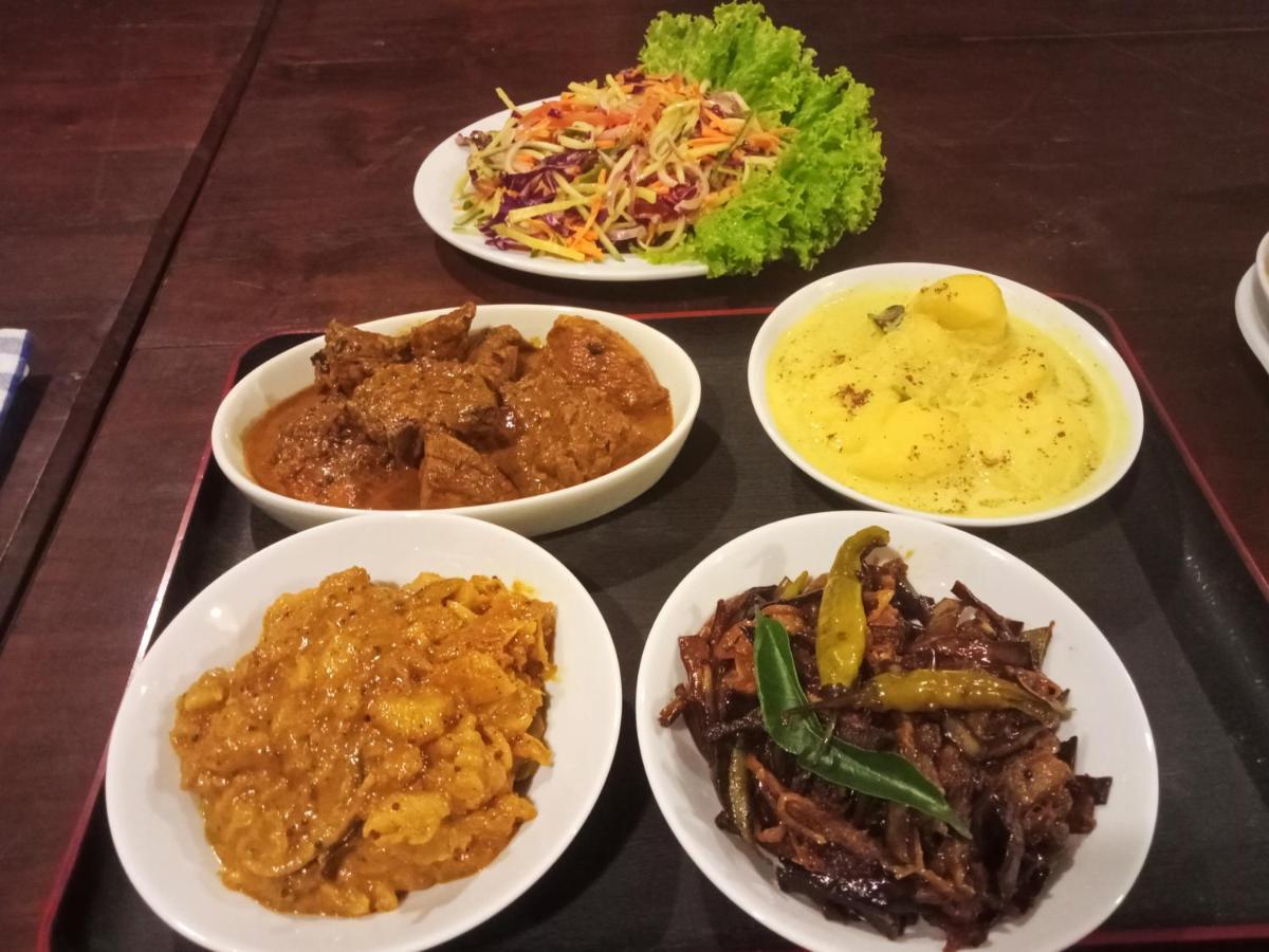 Ayubowan Homestay 카투나야크 외부 사진