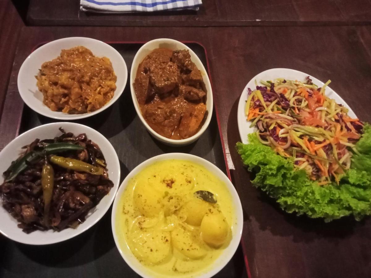 Ayubowan Homestay 카투나야크 외부 사진