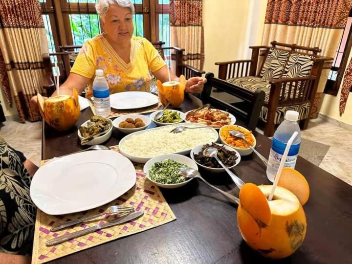 Ayubowan Homestay 카투나야크 외부 사진
