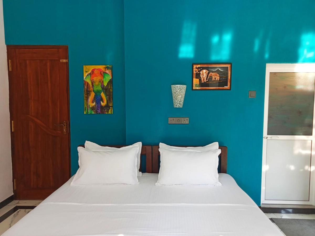 Ayubowan Homestay 카투나야크 외부 사진