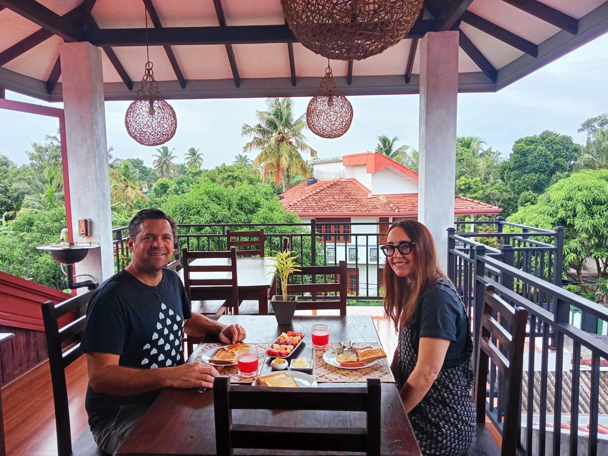 Ayubowan Homestay 카투나야크 외부 사진